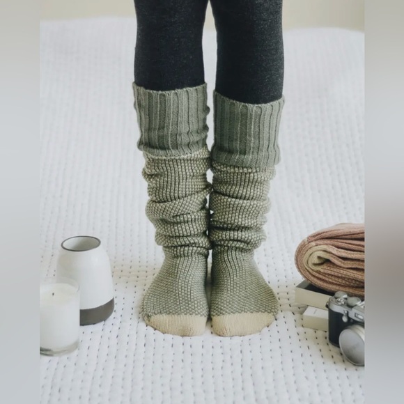 FREE 📦 #209. Two-Tone Lounge Socks - Picture 4 of 9